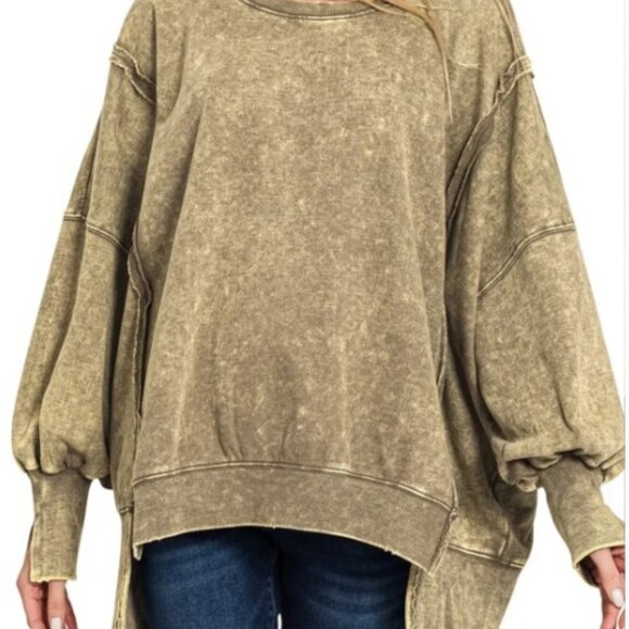 NWOT Zenana Size S/M Acid Wash Exposed Seam Hi-Low Sweatshirt Mocha - Picture 1 of 10
